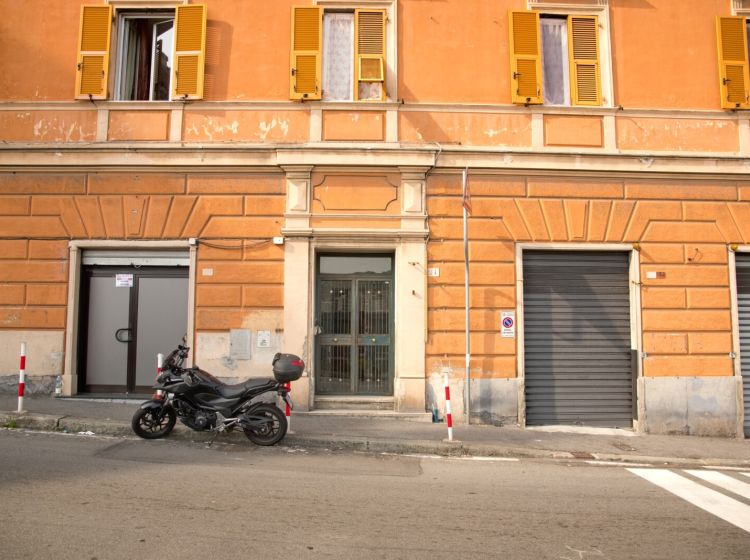 Trilocale in vendita, via Leonardo Montaldo  21, Marassi, Genova