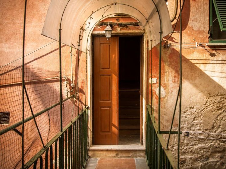 Trilocale in vendita, via Leonardo Montaldo  21, Marassi, Genova