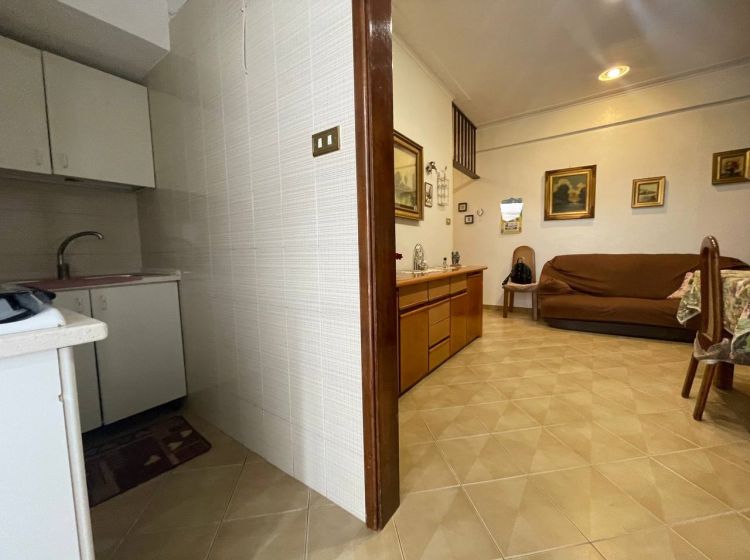 Appartamento in vendita, via Assisi  6, Cerignola