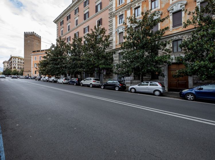 Appartamento in vendita, via Giovanni Lanza  150, Centro Storico, Roma