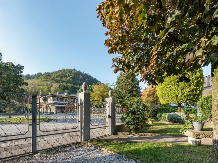 Villa in vendita, via M. Montessori  10, Treponti, Teolo