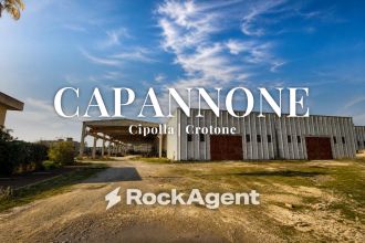 Capannone in vendita, Strada Statale 107 Silana Crotonese, Apriglianello, Crotone