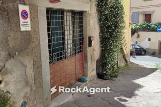 Magazzino o deposito in vendita, via San Rocco  3, Centro, Viterbo