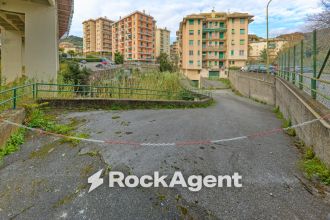 Magazzino o deposito in vendita, via Cordanieri , Pra', Genova