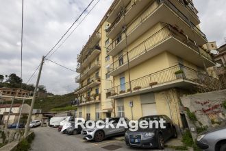 Trilocale in vendita, via Candela  12, Gagliano, Catanzaro