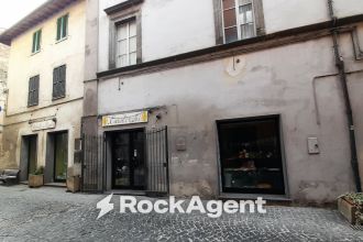 Negozio in affitto, via Roma  23, Acquapendente