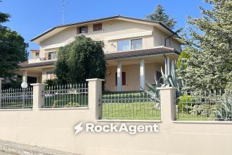 Villa in vendita, VIA FONTANELLE 11, Tortoreto Alta, Tortoreto