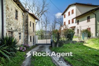 Quadrilocale in vendita, Frazione Camolino, Camolino, Montesegale
