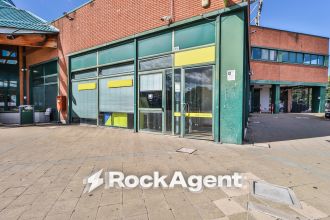 Filiale bancaria in vendita, via Amilcare Ponchielli  23, Savena, Bologna
