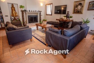 Appartamento in vendita, via delle Scuole  4, Roccalvecce, Viterbo