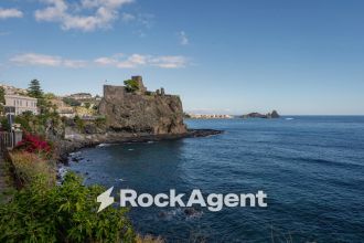 Terratetto unifamiliare in vendita, via Vicario Nicolosi  14, Aci Castello