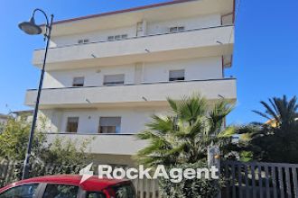 Appartamento in vendita, viale Europa  161, Guardavalle