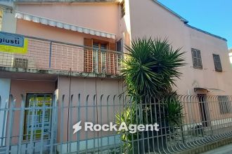 Appartamento in vendita, via Raffaello Sanzio  106, Senigallia