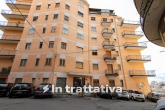 Appartamento in vendita, via Eugenio de Riso  77, San Leonardo, Catanzaro