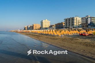 Stabile o palazzo in vendita, via Plava  12, Bellaria, Bellaria-igea Marina