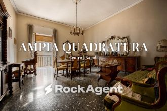 Appartamento in vendita, via Sant'Antonio Abate, Centro, Napoli