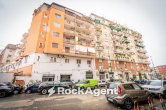 Appartamento in vendita, via Generale Francesco Pignatelli  16bis, Centro, Napoli
