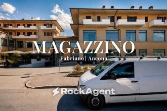 Magazzino o deposito in vendita, via Giacomo Brodolini  30, Fabriano