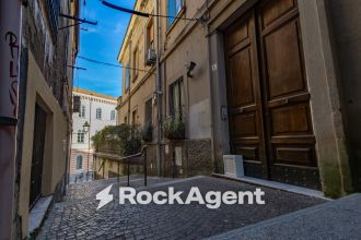 Trilocale in vendita, Salita Ii Del Rosario  1, Centro Storico, Catanzaro