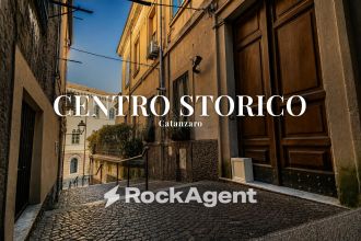 Trilocale in vendita, Salita Ii Del Rosario  1, Centro Storico, Catanzaro