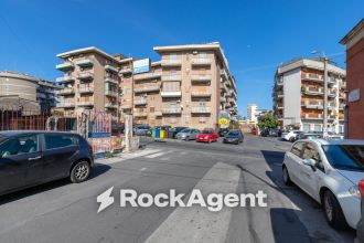 Box / Garage in vendita, via Pietro Maroncelli  2-6, Rapisardi, Catania