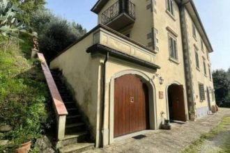 Villa in vendita, via Sismondi, Pescia