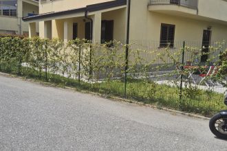 Bilocale in vendita, via Porto delle Grazie, Caulonia