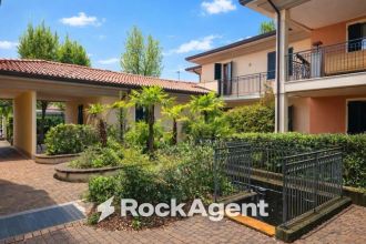 Villa in vendita, via Ronco  24, Polpenazze Del Garda