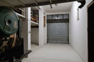 Magazzino o deposito in vendita, via Regina Bianca  103, Picanello, Catania