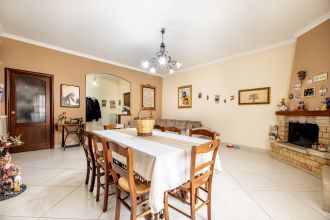 Quadrilocale in vendita, via Mirabella Eclano  41, Borghesiana, Roma