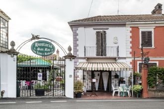 Stabile o palazzo in vendita, via Massazza  23, Mede