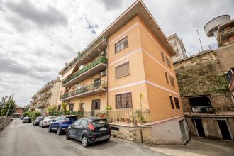 Quadrilocale in vendita, via Amedeo Giustini  10, Castelnuovo Di Porto