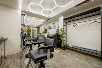 Attività / Licenza in vendita, via Oderisi da Gubbio  250, Marconi, Roma