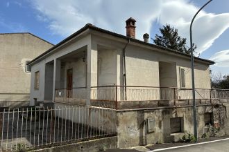 Villa in vendita, via G. Garibaldi  205, Torre De&#039; Passeri