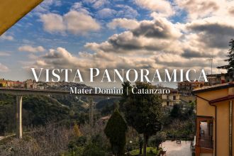 Appartamento in vendita, via Gianvincenzo Gravina  23, Mater Domini, Catanzaro