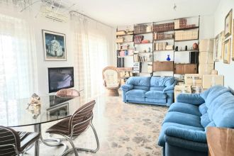 Quadrilocale in vendita, via Magna Grecia  16, Japigia, Bari