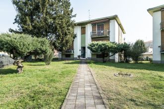 Trilocale in vendita, via Palestro  55, Mede