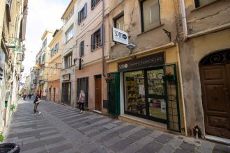 Negozio in vendita, via Turritana  5, Centro Storico, Sassari