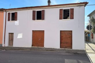 Trilocale in vendita, via Giovanni Pascoli  1, Borghi