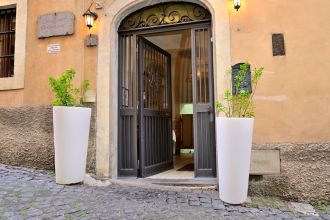 Attività / Licenza in vendita, via Giacomo Carissimi  32, Marino Centro, Marino