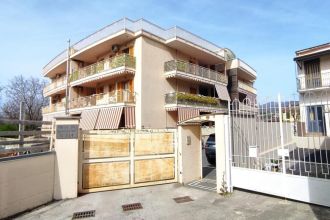 Trilocale in vendita, via San Martino  114, Palma Campania