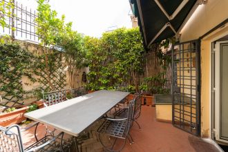 Appartamento in vendita, via San Gregorio Armeno, Centro, Napoli