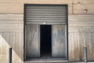 Negozio in affitto, via Angelo Volpicelli  34, Arzano