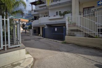 Box / Garage in vendita, via la Sorsa S.  10, Bitritto