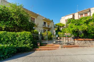 Appartamento in vendita, via Litteri  9, Acitrezza, Aci Castello