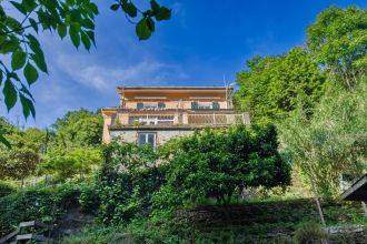 Stabile o palazzo in vendita, via Lago Figoi  140, Sestri Ponente, Genova