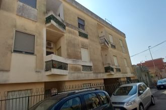 Trilocale in vendita, via Canova  131, Casarano