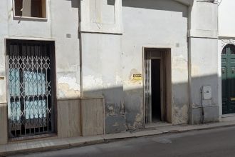 Negozio in vendita, via Cesare Battisti  12, Carmiano