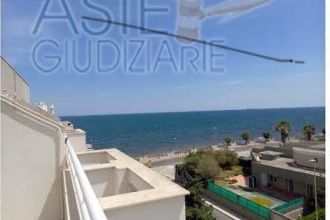 Quadrilocale in vendita, Lungomare Ugo Lorusso  47, Palese, Bari