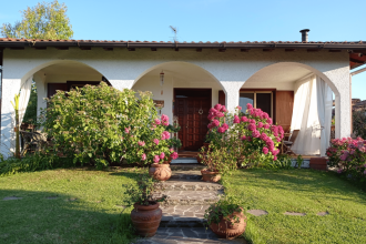 Villa in vendita, via P. Nenni  15, Motta Visconti